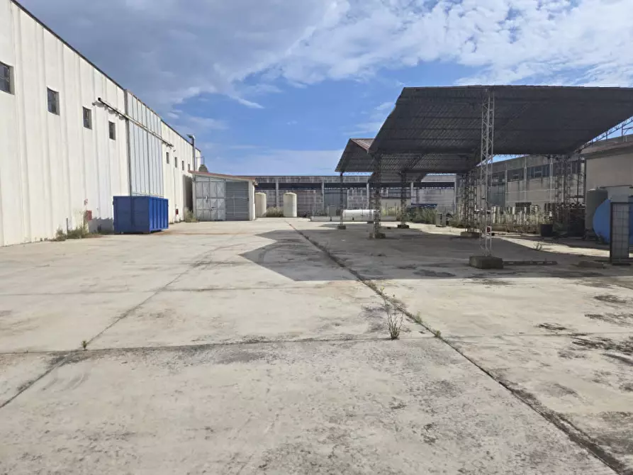 Immagine 5 di Capannone industriale in affitto  in Via Carlo Goldoni a Anzio