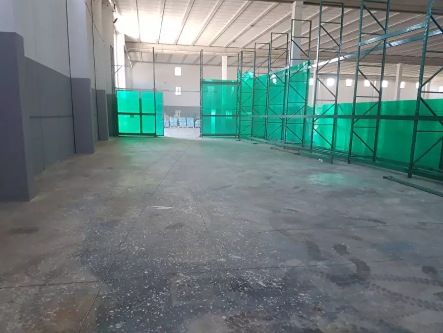 Immagine 6 di Capannone industriale in affitto  in Via Carlo Goldoni a Anzio