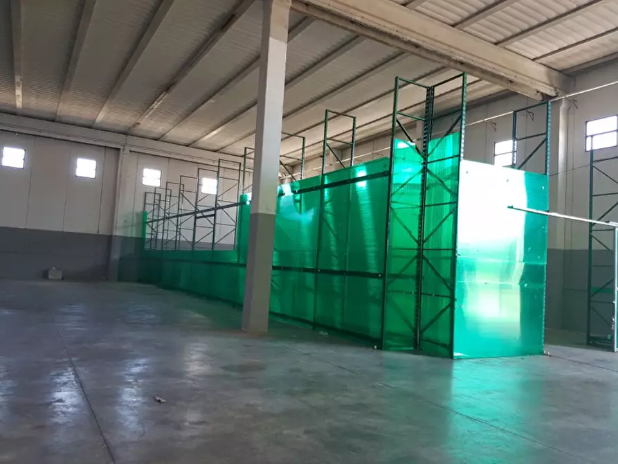 Immagine 8 di Capannone industriale in affitto  in Via Carlo Goldoni a Anzio