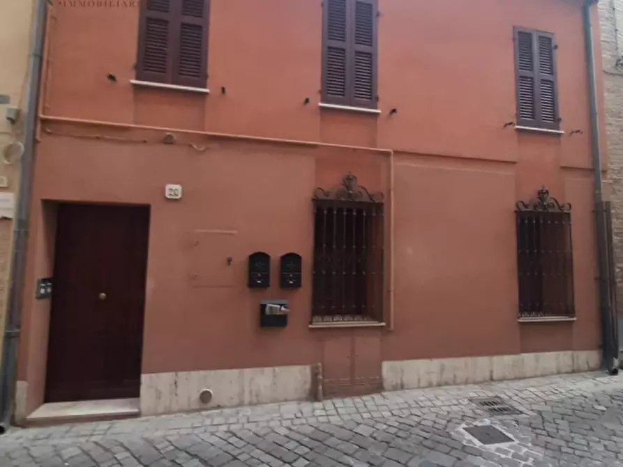 Immagine 14 di Casa indipendente in vendita  a Fano
