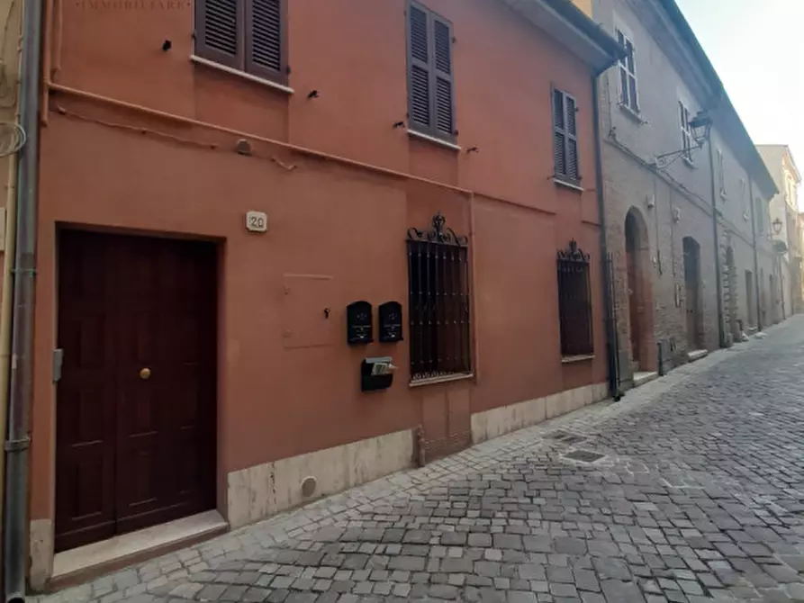 Immagine 17 di Casa indipendente in vendita  a Fano