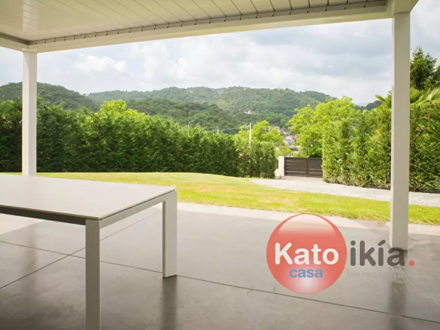 Immagine 6 di Villa in vendita  a Castelgomberto