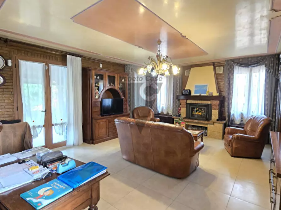 Immagine 5 di Casa indipendente in vendita  a Campagna Lupia