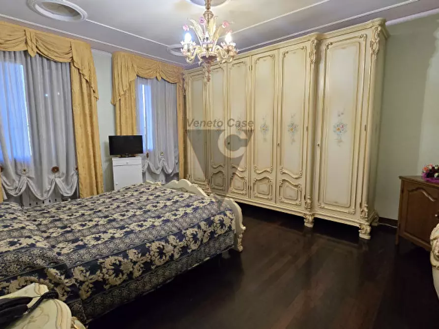 Immagine 12 di Casa indipendente in vendita  a Campagna Lupia