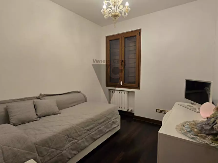 Immagine 13 di Casa indipendente in vendita  a Campagna Lupia