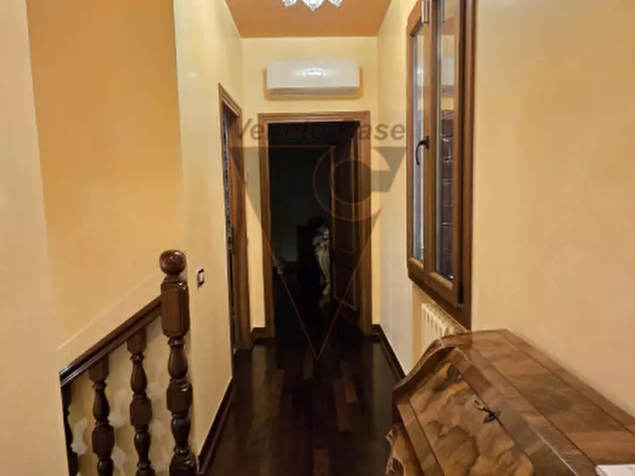 Immagine 17 di Casa indipendente in vendita  a Campagna Lupia