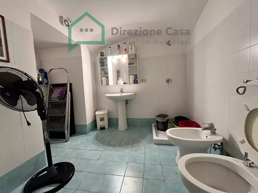 Immagine 11 di Ufficio in affitto  in VIA FORIA a Napoli