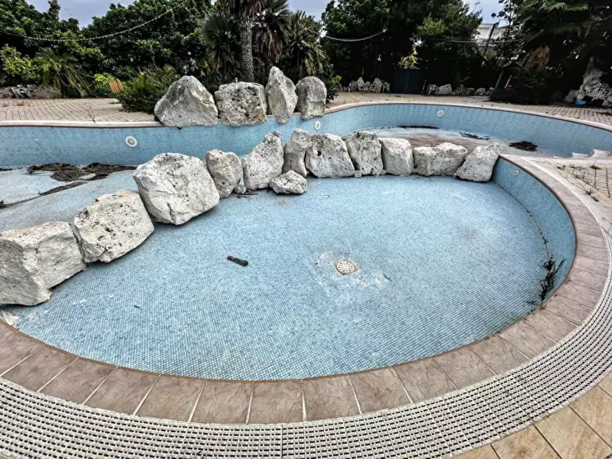 Immagine 7 di Ufficio in vendita  in V. Simone Renda, 73023 Lizzanello LE, Italia a Lizzanello