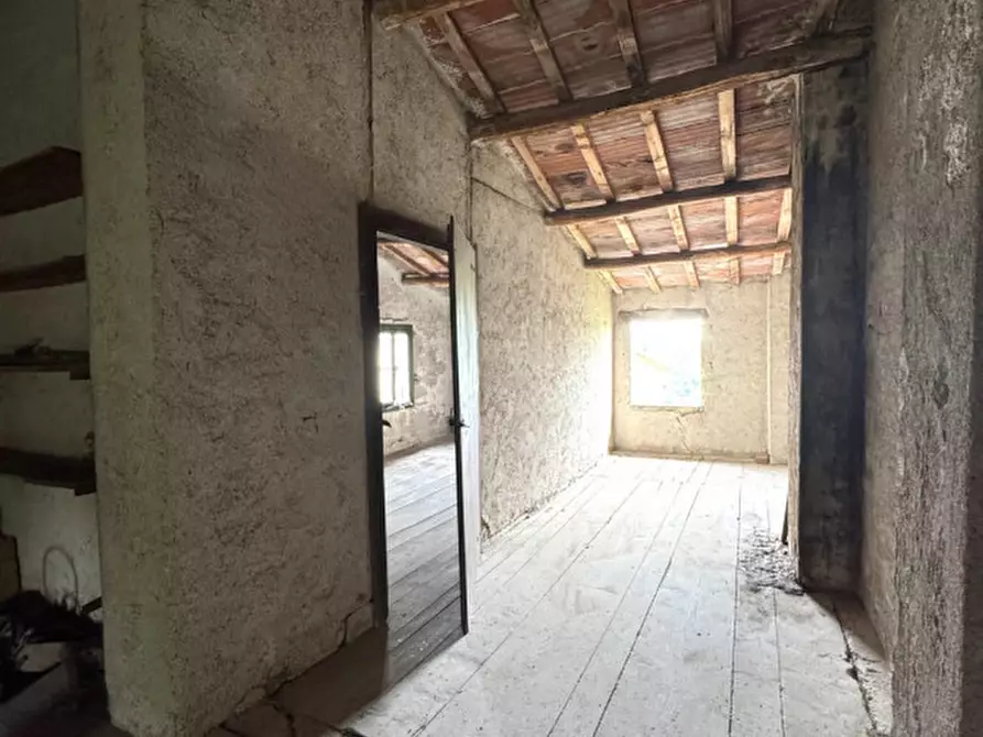 Immagine 9 di Rustico / casale in vendita  in Costa D'Olio a Colceresa