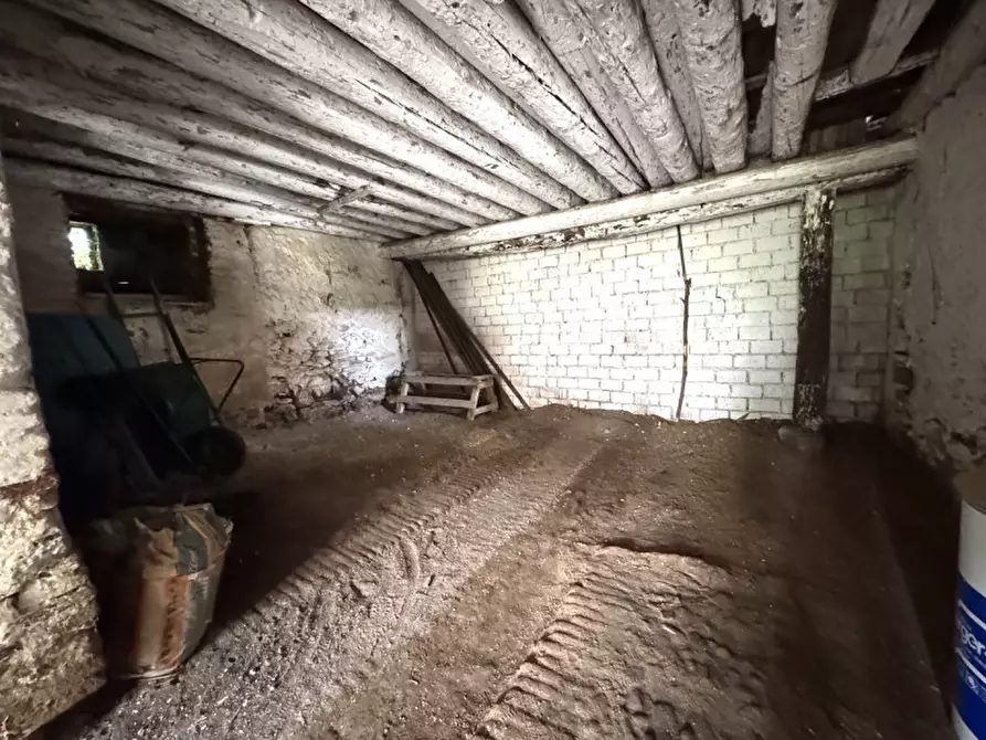 Immagine 21 di Rustico / casale in vendita  in Costa D'Olio a Colceresa