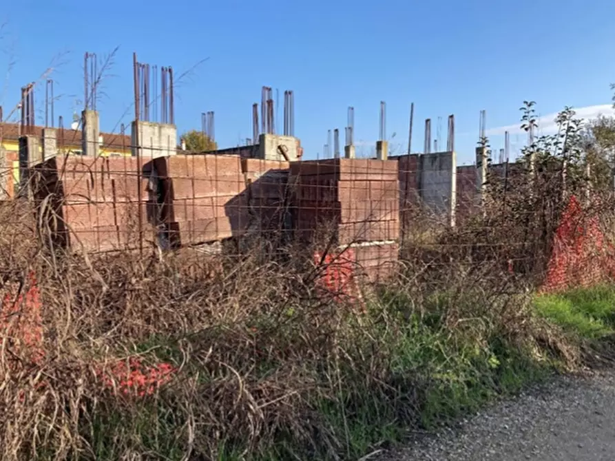 Immagine 4 di Terreno in vendita  in VIA GIANFRANCO MIGLIO a Oppeano