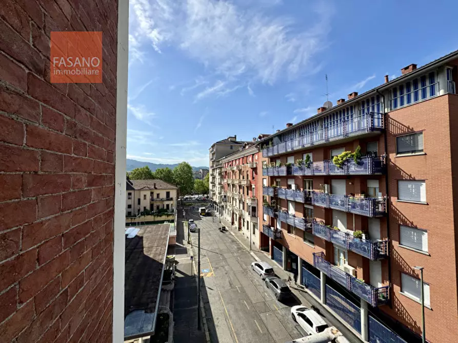 Immagine 13 di Appartamento in affitto  in Via Anton Giulio Barrili 14 a Torino