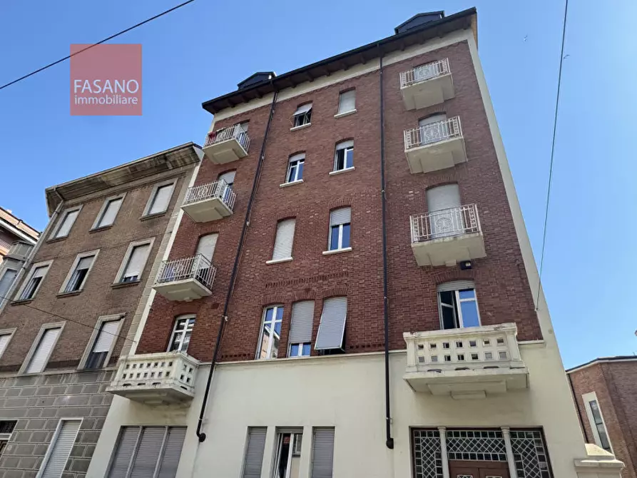 Immagine 18 di Appartamento in affitto  in Via Anton Giulio Barrili 14 a Torino