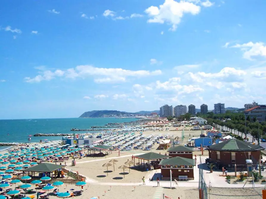 Immagine 1 di Attività commerciale in vendita  in via Litoranea Sud a Misano Adriatico