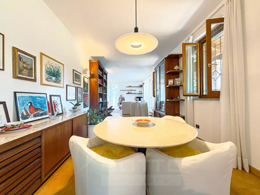 Immagine 9 di Villa in vendita  in Via per Colazza 24 a Meina