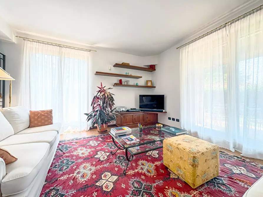 Immagine 13 di Villa in vendita  in Via per Colazza 24 a Meina