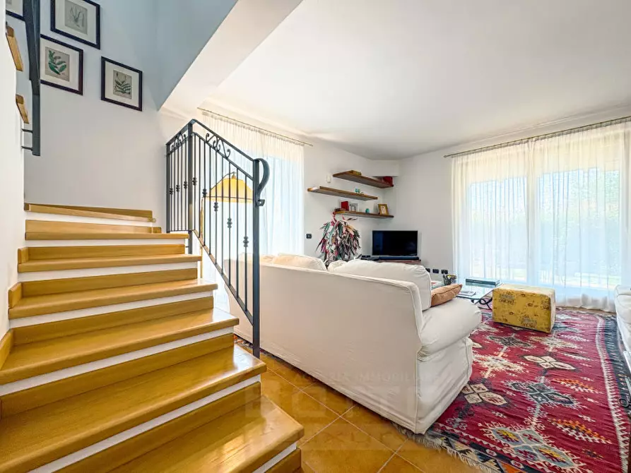 Immagine 17 di Villa in vendita  in Via per Colazza 24 a Meina