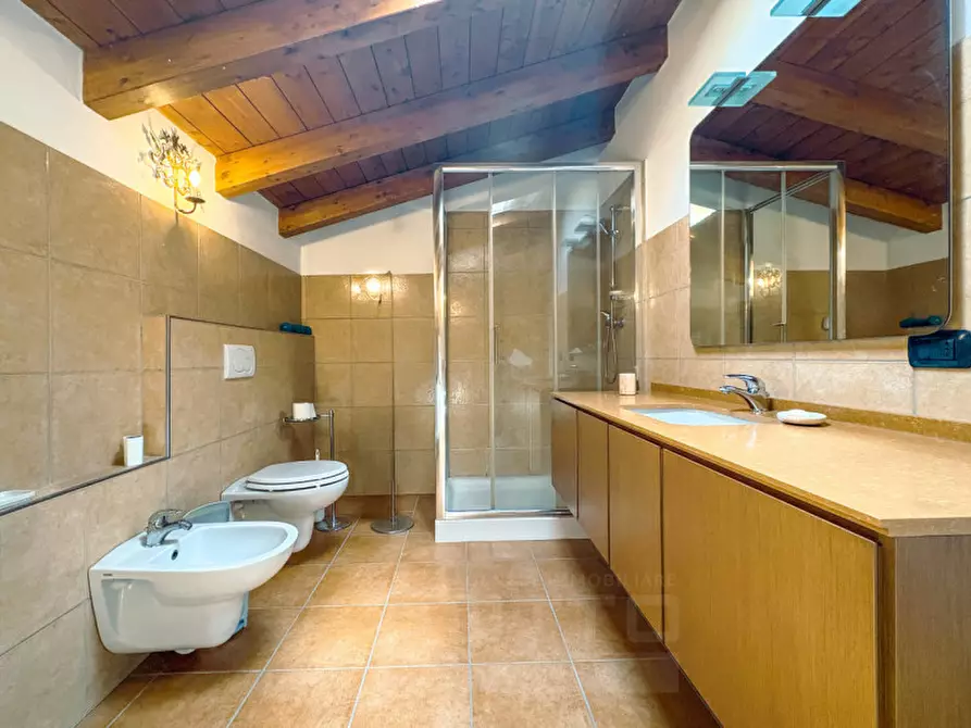 Immagine 19 di Villa in vendita  in Via per Colazza 24 a Meina