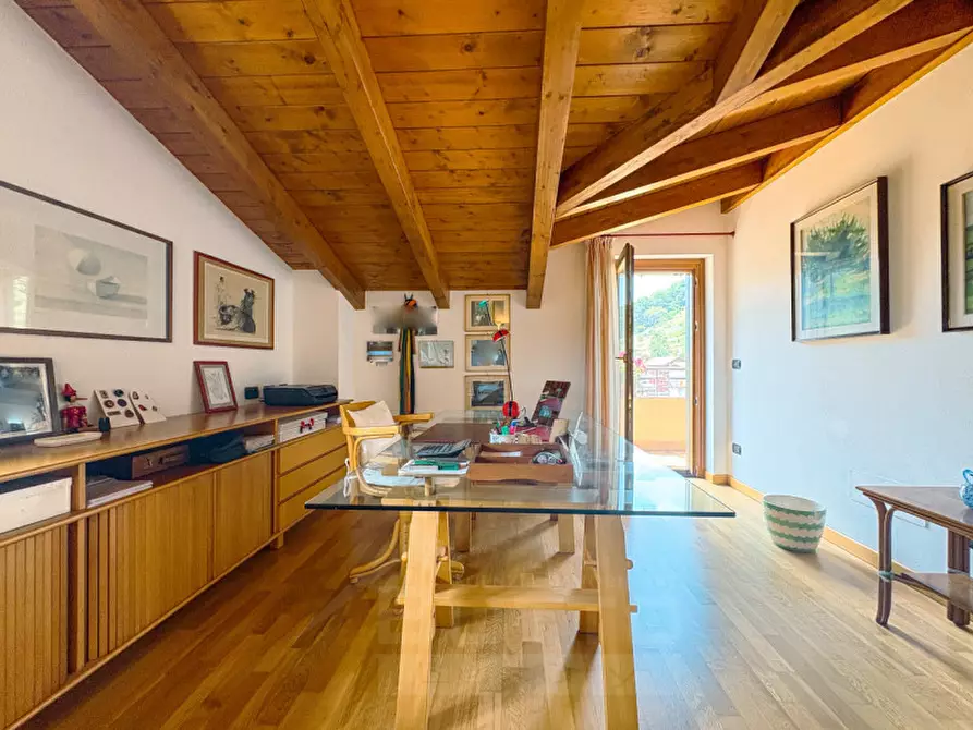 Immagine 21 di Villa in vendita  in Via per Colazza 24 a Meina