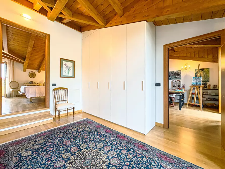 Immagine 25 di Villa in vendita  in Via per Colazza 24 a Meina