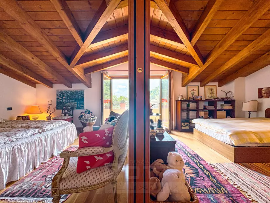 Immagine 28 di Villa in vendita  in Via per Colazza 24 a Meina