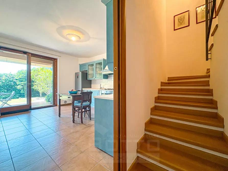 Immagine 33 di Villa in vendita  in Via per Colazza 24 a Meina