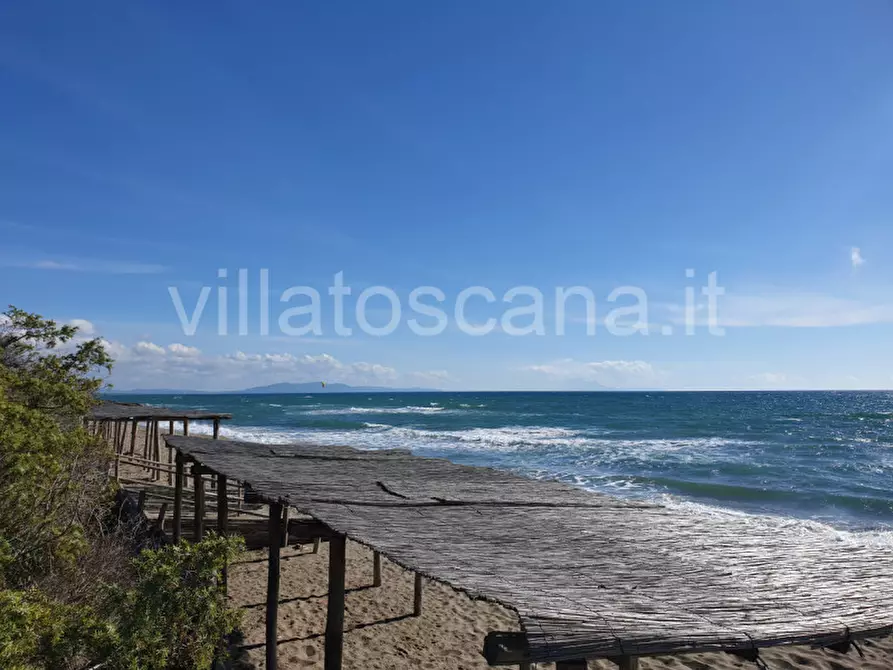 Immagine 7 di Villa in vendita  in Località Roccamare a Castiglione Della Pescaia