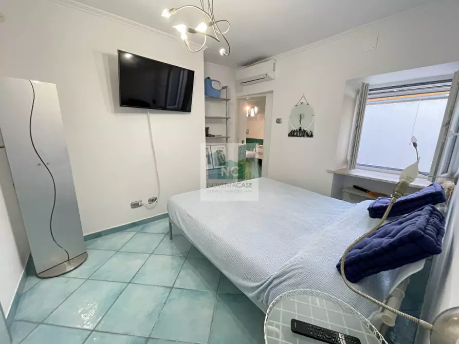 Immagine 11 di Villa in vendita  in via pezzachiana a Serrara Fontana