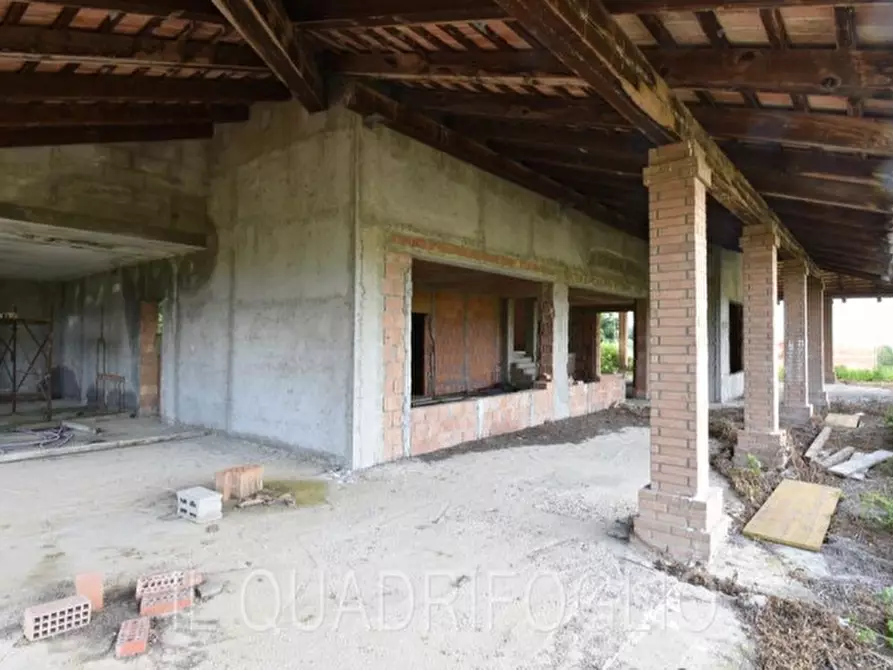 Immagine 11 di Villa in vendita  in Via San Mamante a Cesena