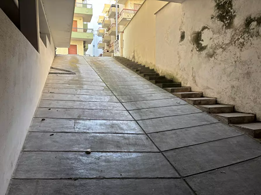 Immagine 2 di Garage in vendita  in Via Francesco Petrarca, 73014 Gallipoli LE, Italia a Gallipoli