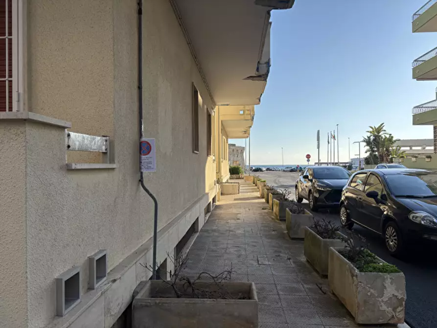 Immagine 4 di Garage in vendita  in Via Francesco Petrarca, 73014 Gallipoli LE, Italia a Gallipoli
