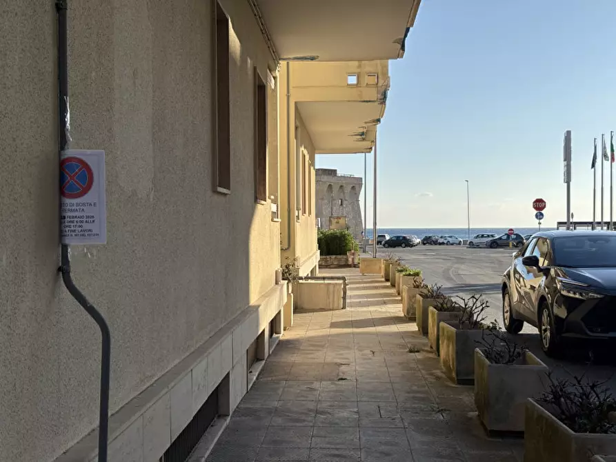 Immagine 5 di Garage in vendita  in Via Francesco Petrarca, 73014 Gallipoli LE, Italia a Gallipoli