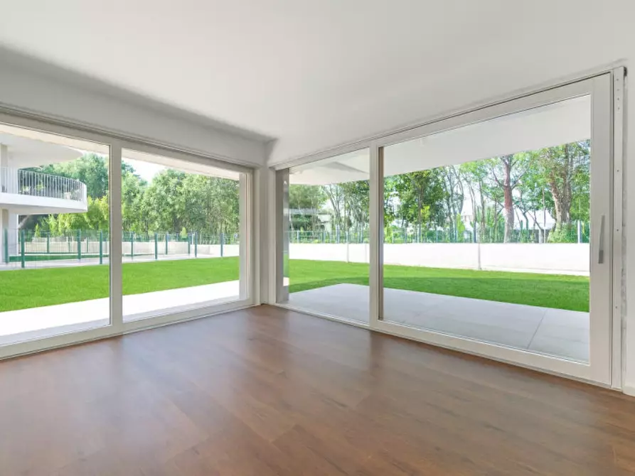 Immagine 1 di Appartamento in vendita  in Via Antonio Cavarzerani a Treviso