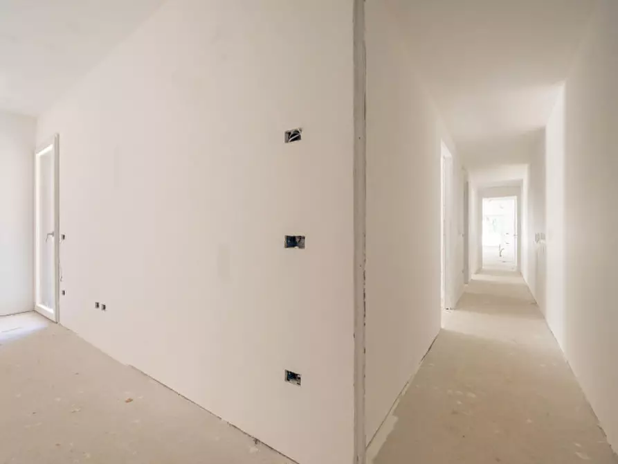 Immagine 9 di Appartamento in vendita  in Via Antonio Cavarzerani a Treviso