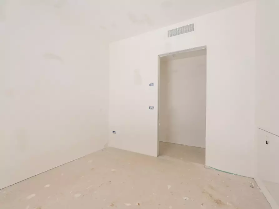 Immagine 15 di Appartamento in vendita  in Via Antonio Cavarzerani a Treviso