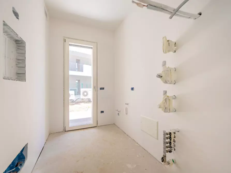 Immagine 16 di Appartamento in vendita  in Via Antonio Cavarzerani a Treviso