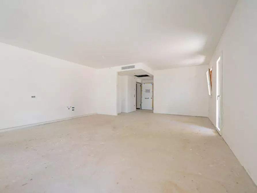 Immagine 17 di Appartamento in vendita  in Via Antonio Cavarzerani a Treviso