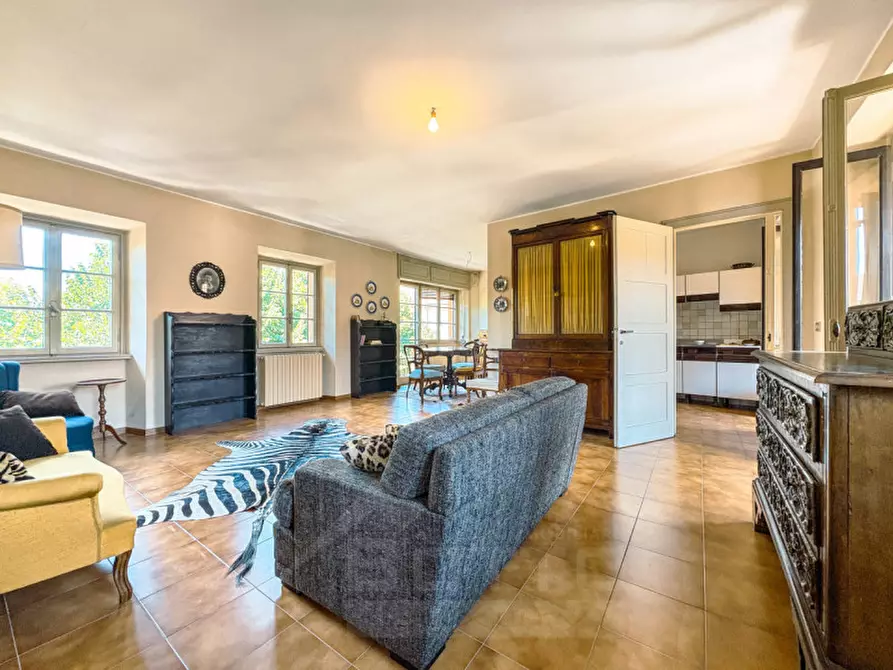 Immagine 1 di Appartamento in vendita  in piazza vittorio veneteo 49 a Invorio