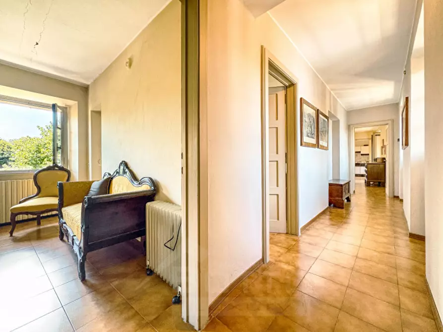 Immagine 4 di Appartamento in vendita  in piazza vittorio veneteo 49 a Invorio