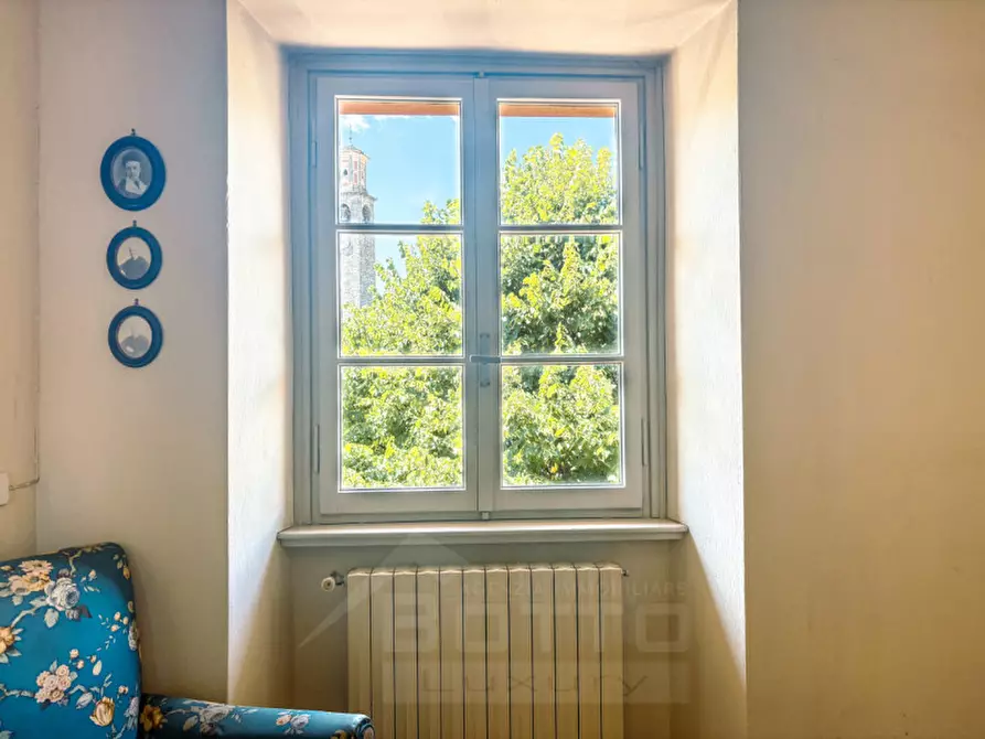 Immagine 15 di Appartamento in vendita  in piazza vittorio veneteo 49 a Invorio