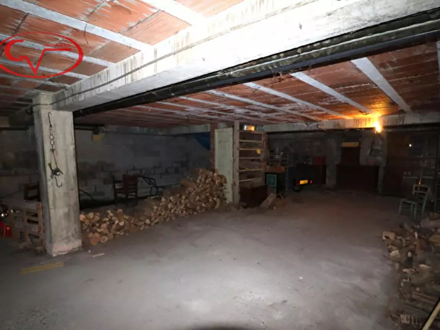 Immagine 6 di Magazzino in vendita  in via Mameli a Montevarchi