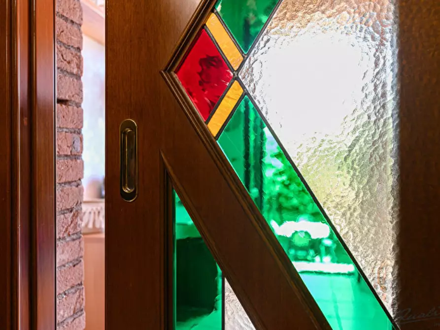 Immagine 10 di Villa in vendita  in via Irlanda a Guidonia Montecelio