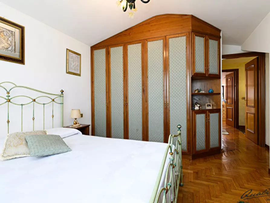 Immagine 14 di Villa in vendita  in via Irlanda a Guidonia Montecelio