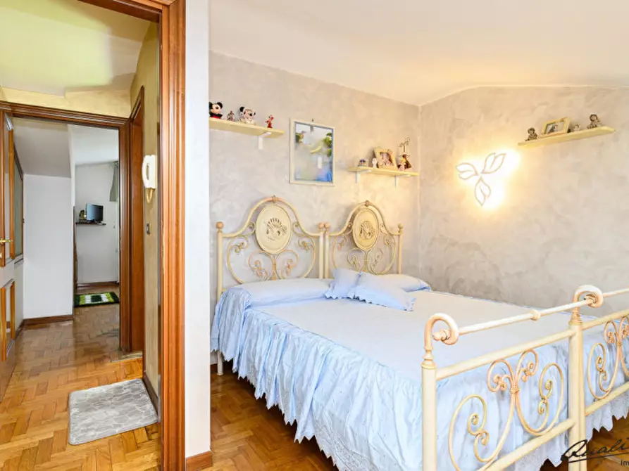 Immagine 18 di Villa in vendita  in via Irlanda a Guidonia Montecelio