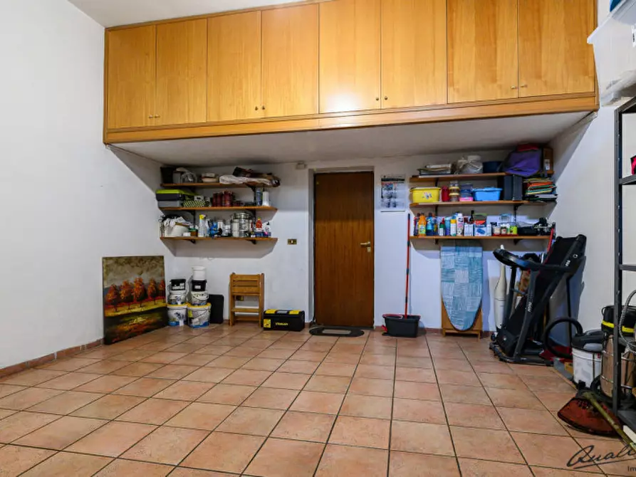 Immagine 32 di Villa in vendita  in via Irlanda a Guidonia Montecelio