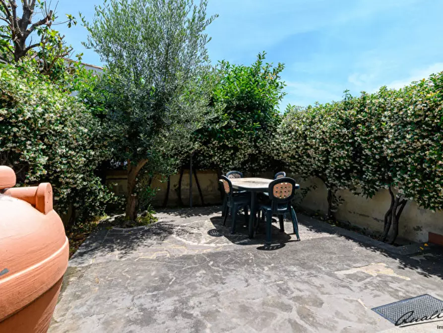 Immagine 34 di Villa in vendita  in via Irlanda a Guidonia Montecelio