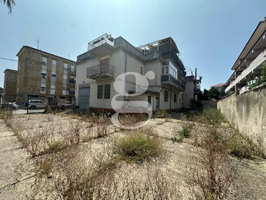 Immagine 4 di Attività commerciale in affitto  in Via Filippo Turati a Pace Del Mela