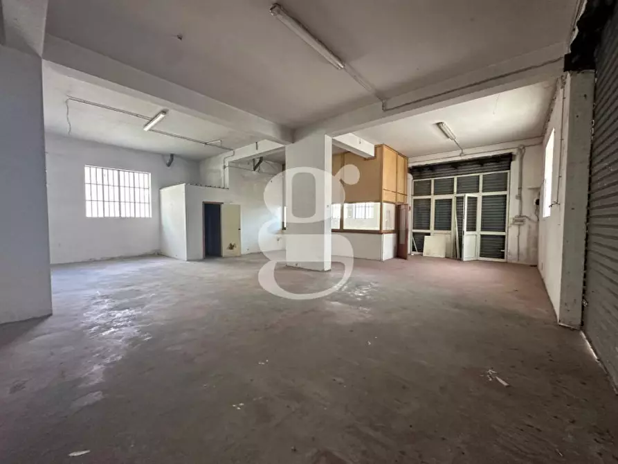 Immagine 21 di Attività commerciale in affitto  in Via Filippo Turati a Pace Del Mela