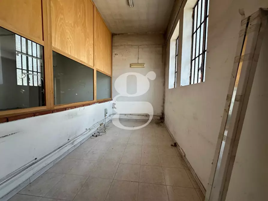 Immagine 24 di Attività commerciale in affitto  in Via Filippo Turati a Pace Del Mela