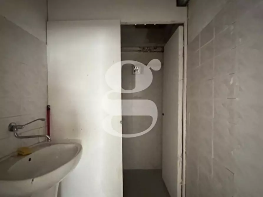 Immagine 26 di Attività commerciale in affitto  in Via Filippo Turati a Pace Del Mela